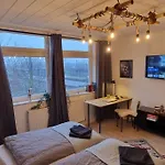 Apartman For 6 People *