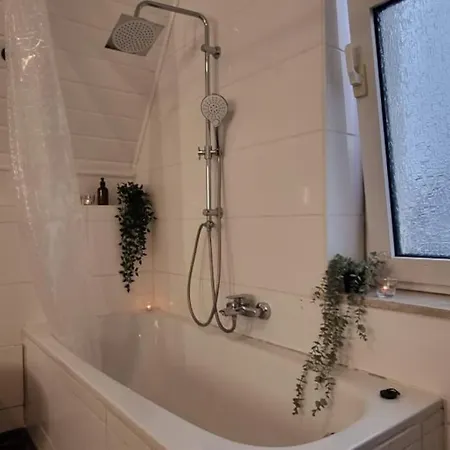 For 6 People Apartment *