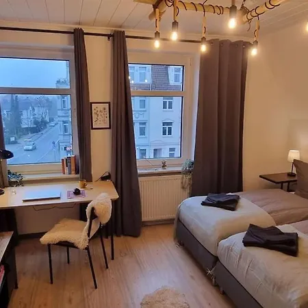 Apartment For 6 People *