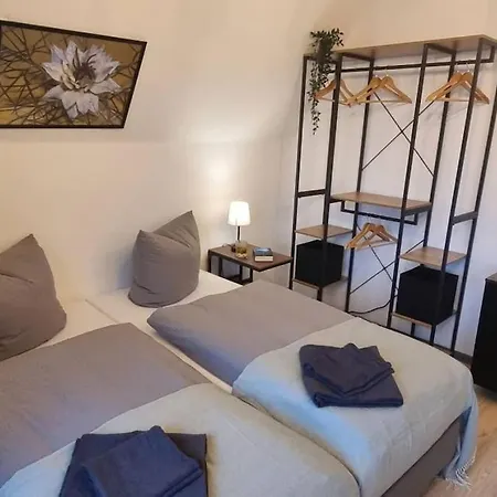 Apartment For 6 People Celle